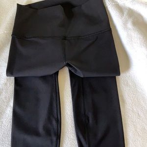 Wunder Under HR Black NWT Lulu Leggings!!